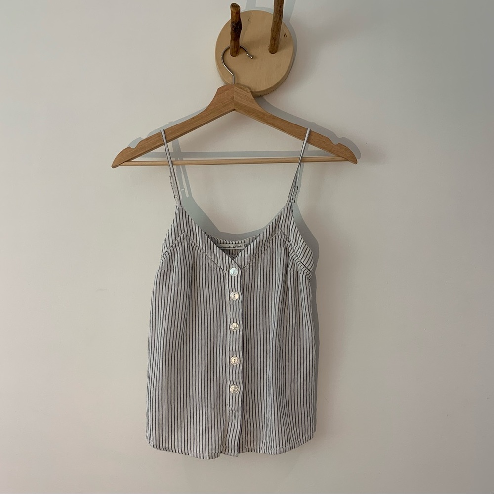 Abercrombie top